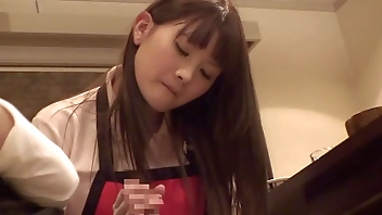 マジメな派遣介護士に精子満タンの勃起チ○コを見せつけてやったら・・・ヤってくれた 第２部 https://bit.ly/3YaR8sO