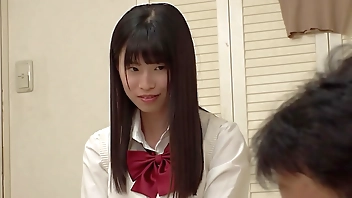 彼女がそばにいるにも関わらずパン染み作って、たわわなおっぱいを見せつけ誘惑してくる小悪魔な彼女の友達【パート4】