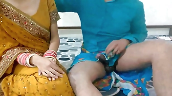 Indian Man convinced his daughter-in-law to have sex – Hindi