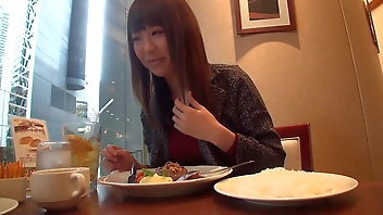 募集ちゃん 045 さえ 25歳 事務職 「さな」ちゃんはとにかくエロいです！！カラダがセクシー！！身体を引き寄せると、すぐにキスをしてきます！服の上からでも分かる身体のボディライン！！ボン・キュ・ボン！https://bit.ly/3Ztm0px