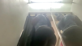 CAMARA OCULTA EN EL VESTIDOR DE SARA CENTRO COMERCIAL