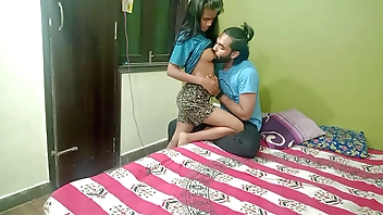 18 Years Old Juicy Indian Teen Love Hardcore Fucking With Cum Inside Pussy