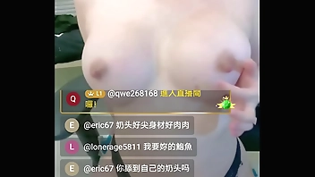 狂吹舔假陽具滿足直播女孩的慾望 swag.live @taiwanhura