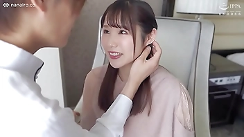 S-Cute Miona : Baby-faced girls make bread stains H - nanairo.co