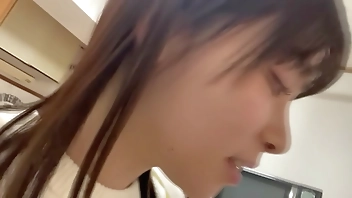 乳首好きなM男の願い叶える為にウブっ子女子がお宅訪問！責めている内に痴女覚醒！？変態乳首男と無垢な美女の科学変化がドエロい！Part2