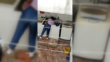 Mi Amigo Me Dejo Solo Con Su ESPOSA ! y La Comencé A Fastidiar Hasta Que La Convencí De GRABAR UN VIDEO SIN QUE NADIE SEPA !