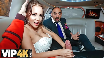 VIP4K. Random passerby scores luxurious bride in the wedding limo