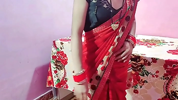 देवर जी अपने दोस्त को समझा लेना उसने मुझे जबरदस्ती से पकड़ लिया और मेरी चूत चोदने लगा। हिंदी ऑडियो।