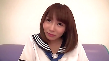 コスプレカフェナンパ 05 in 千駄ヶ谷 感度抜群コスプレ美女ゆかちゃん 触っただけで濡れちゃってるいやらしいま○こ。下着をずらしま○こくぱぁ。指がスポっと入るぐらい濡れてる！！ https://bit.ly/3XEGjiA