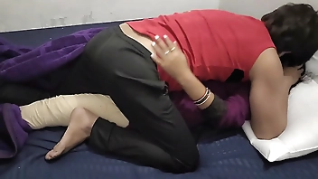 भाभी देवर की हिन्दी ऑडियो में chudai