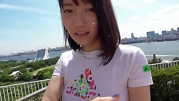 【人並外れたモデル級スタイルの上玉看護師と種付け懇願生セク 第二部】頼めばなんでもしちゃうセフレが好きピの本命になる為ハメ撮りすら了承w手始めに朝勃ちチ○ポをヌキヌキ外からモロ見え寸前！