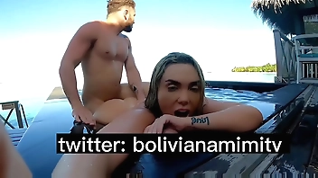 Cojiendo durisimo en el bungalow de maldivas en nuestra luna de miel