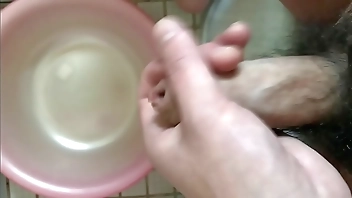 三日分を洗面器に出してみた