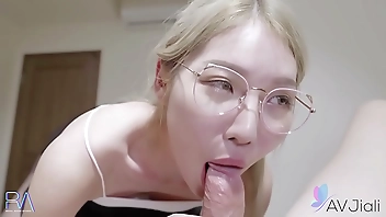 Sexy hot Taiwan babe Miss Li Zhiyan is a tutor and today it looks like she will be giving a foot job and doing some cock sucking 4K pt1