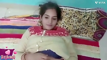 Super sexy desi women fucked in hotel by YouTube blogger, Indian desi girl was fucked her boyfriend