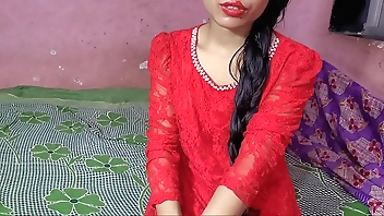 देसी मालकिन को नौकर ने अच्छे से चोदा