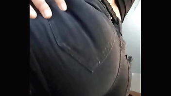 She convinced her friend to fuck, I convince my 18-year-old friend to fuck, what nice buttocks she has