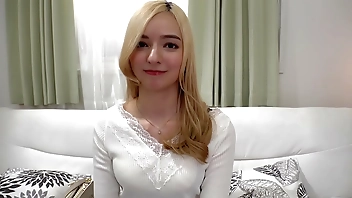 金髪ハーフ奥さんのドマゾ性交 西田カリナ