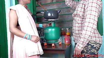 इंडियन साले ने बहन की चुदाई की जीजाजी जाने के बाद XXX हिंदी में