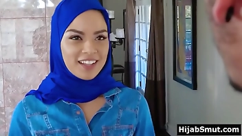 Hot muslim girl threesome banged by movers