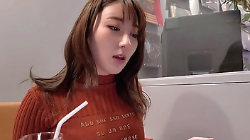 बड़ी गांड और बड़े स्तन वाली दुनिया की सबसे खूबसूरत महिला और हाई सेक्स ड्राइव वाली खूबसूरत ग्लैमरस बॉडी...