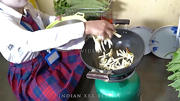 XXX इंडियन जबरदस्त चोदा XXX हिंदी में