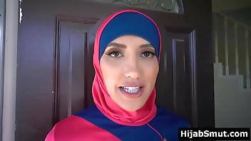 Muslim wife fucks landlord to pay the rent