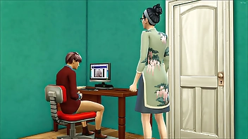 माँ अपने बेटे को फिर से अपने कमरे में कंप्यूटर के सामने एक अश्लील फिल्म देख रही है और उसने उसके साथ यौन संबंध बनाकर उसकी मदद करने का फैसला किया - एशियाई माँ और बेटा