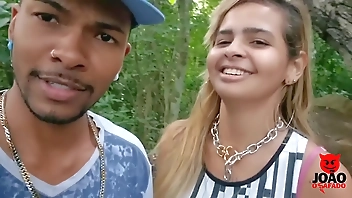 Levei a Green Girl95 Para Cachoeira O que será que aconteceu lá