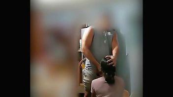 वेसिनो मी औडो ए रिपेयर ए वॉल वाई एएसआई फू कॉमो ले पेग