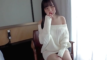 【GoTo利用者限定！YOUは何しに東京へ？4人目】大好きな彼氏のためにセックスします！経験の浅いウブかわ長野っ子を言葉巧みにたぶらかし性技指導！初めての電マに無我夢中！人生二本目のチ●コで上手にイキ果て中出し修了！