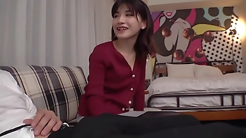 【GoTo利用者限定！YOUは何しに東京へ？3人目】福岡からの襲来！キュッと締まったスレンダー美ボディで男を挑発する天然小悪魔JDが登場しちゃいました！