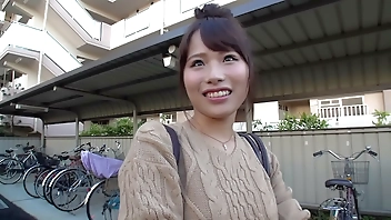 街行くベビーカー妻ナンパ！2 ～感度が上がった人妻GET～　欲求不満な美人奥様たち…　旦那以外の男に夢中になる罪な奥様…