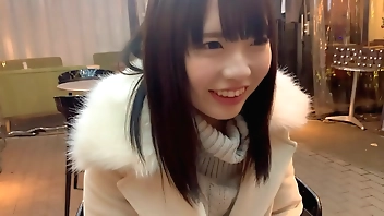 【素人ハメ撮り】バイト先の可愛くて性格のいい後輩とイルミデートからのコスプレハメ撮りセックスしちゃいました！！