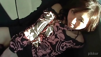 Fuck with my girl friend in my car 02 (01679)