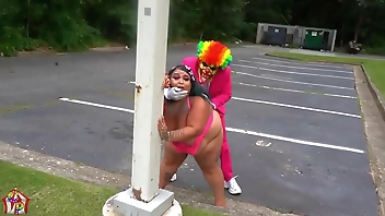 TheJaidynVenus Wanted To Let A Clown Fuck For Free And Ran into Gibby The Clown