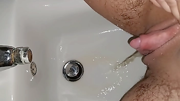 Morning piss in the bidet