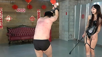 Japanese Femdom Laughing and Whipping