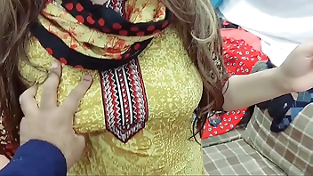 Real House Wife Home Alone Fucked By Father In Law