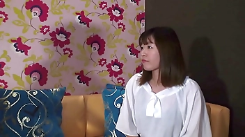 セックスしたい！欲求不満な人妻～もっと激しくして！～ - 原えり 1